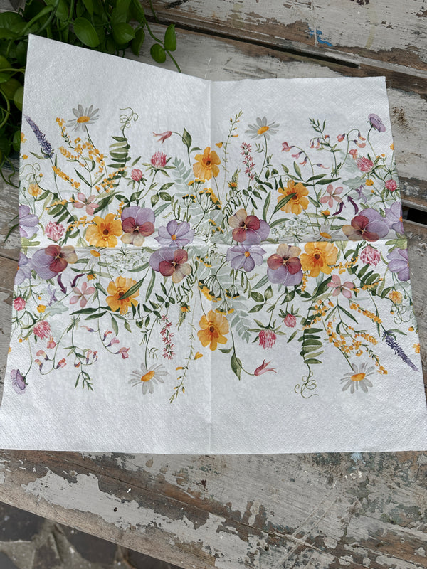 Pansy Garland Napkin for Decoupage