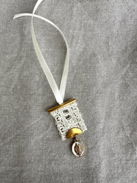 Decor prayer book mark w Mary inset in white