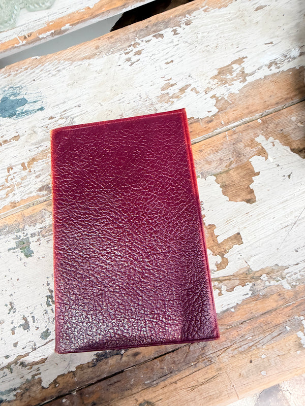 The Vicar of Wakefield Vintage Red book
