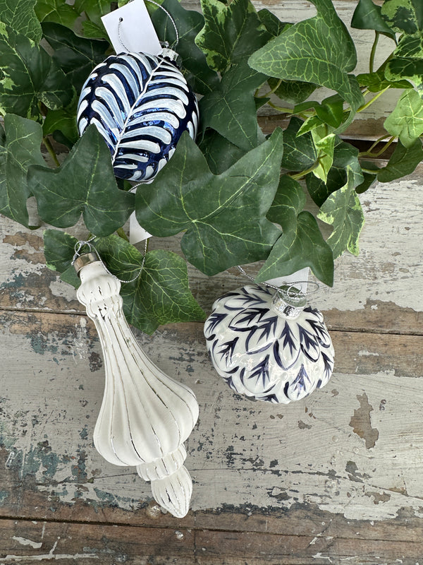 White & Blue teardrop bauble