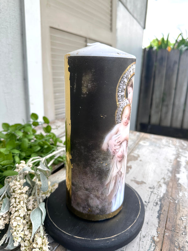 L' innocence Baby and Lamb Candle XL