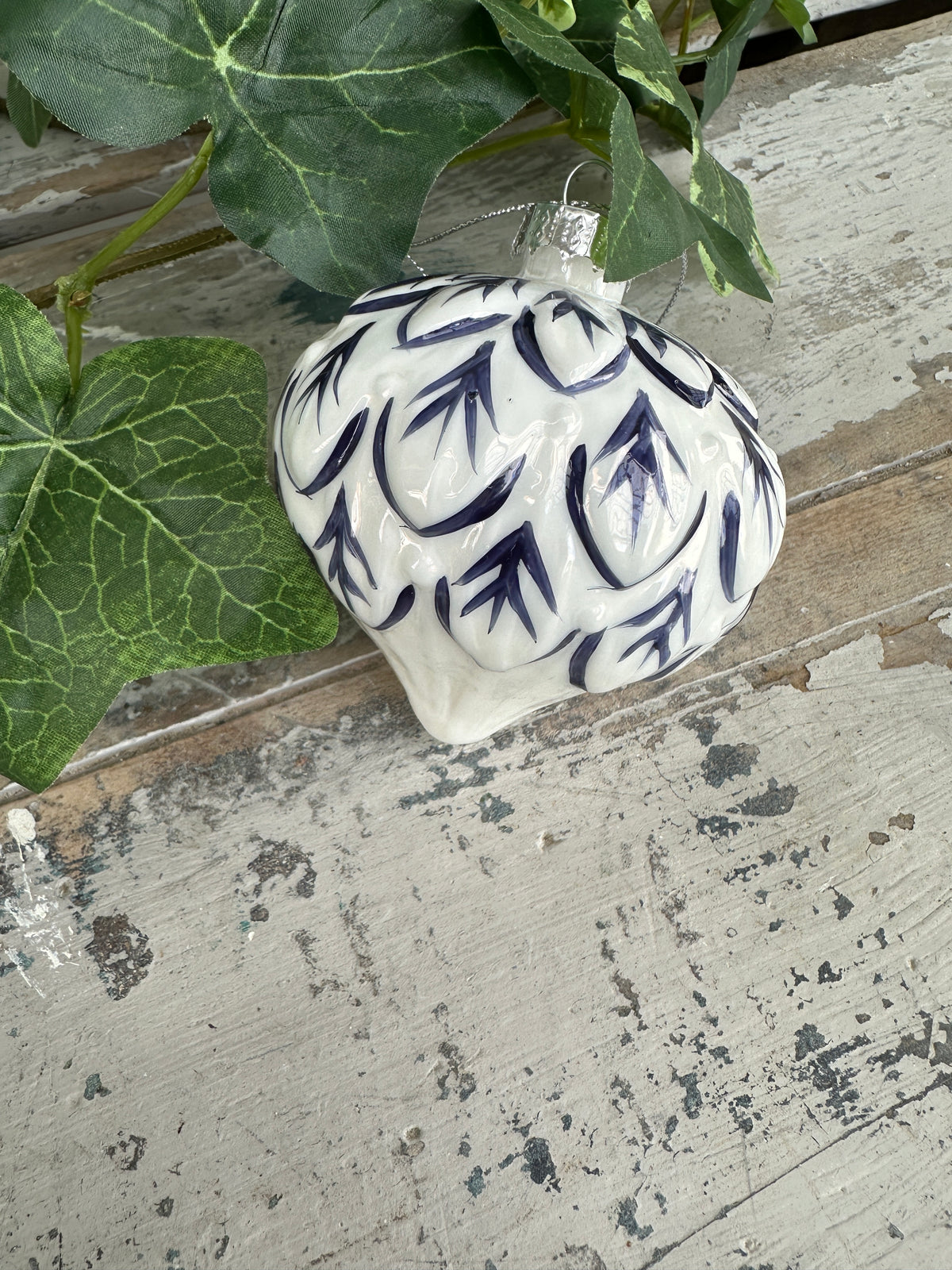 White & Blue teardrop bauble