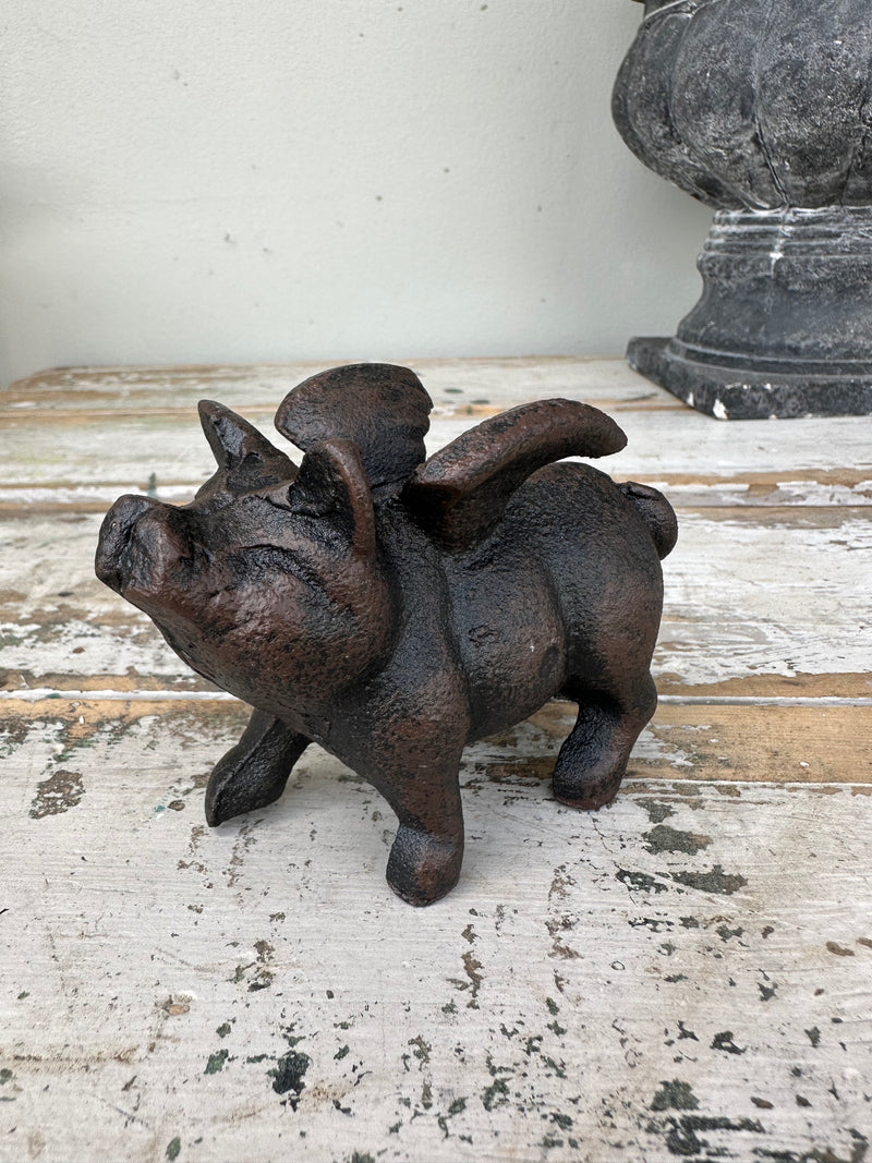 Flying Pig cast iron