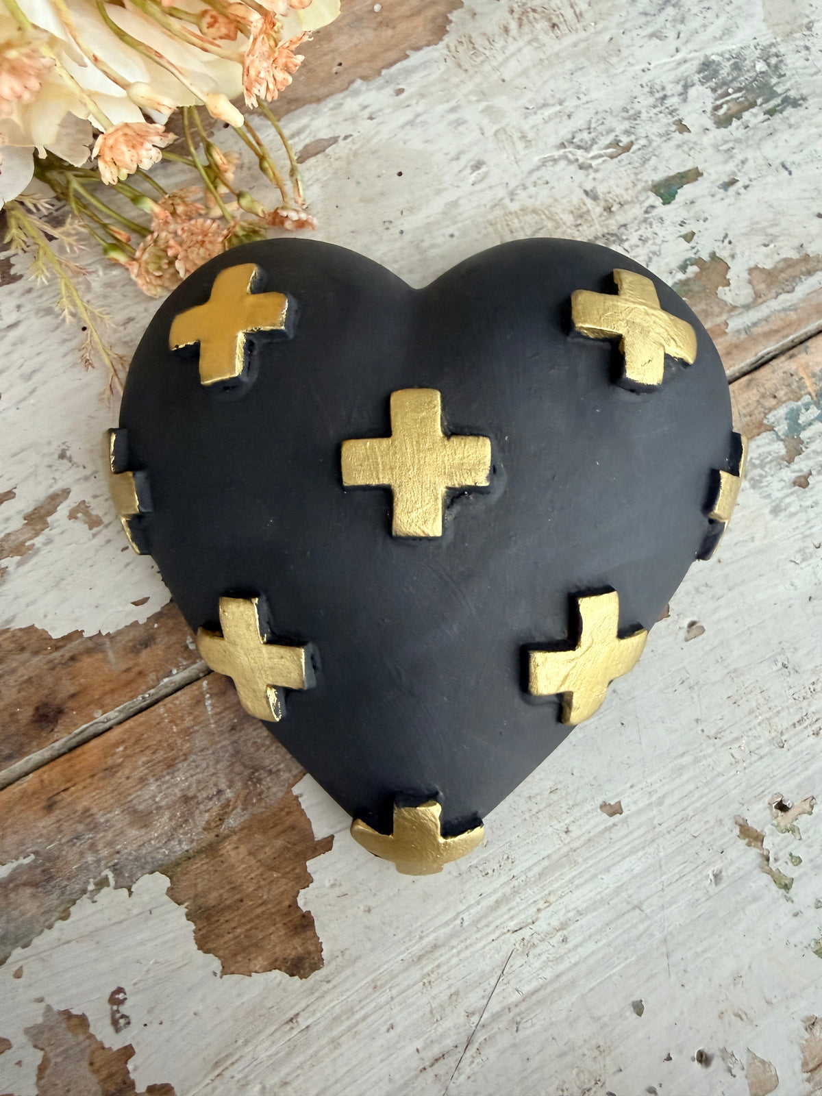 Wall heart Gold Crosses