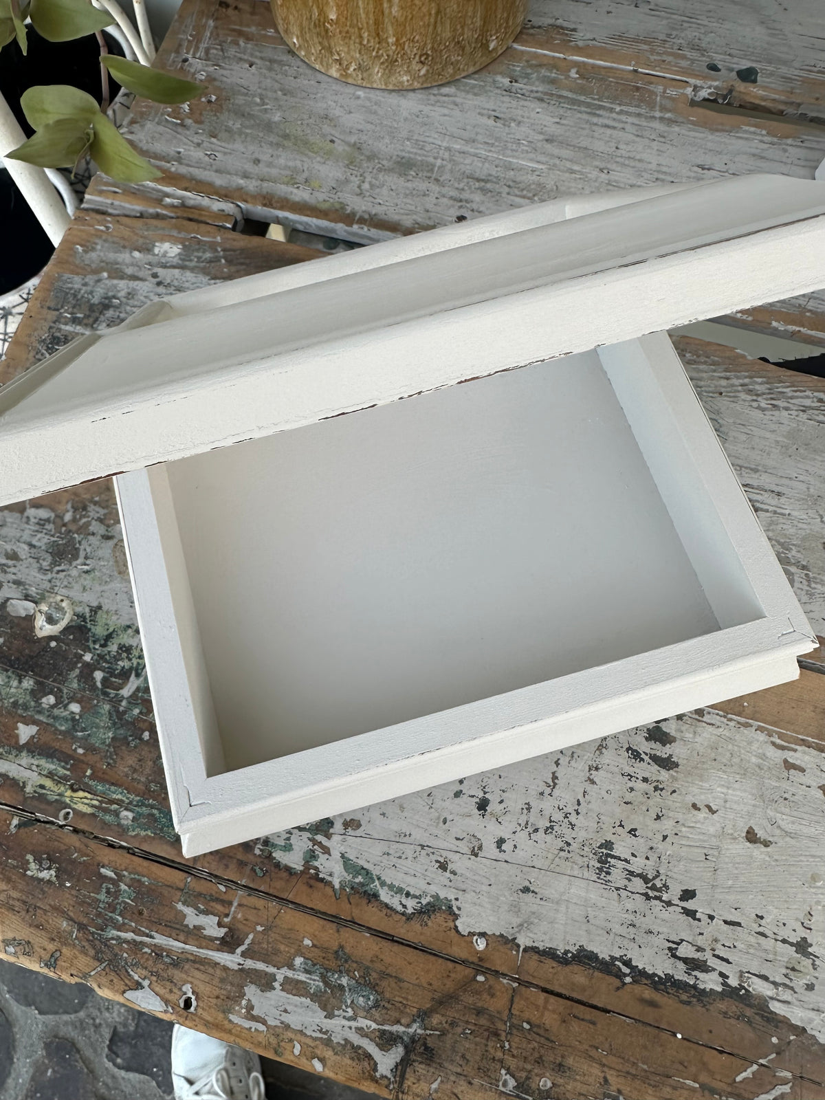 Bee Box with lid - painted ex the PMV studio