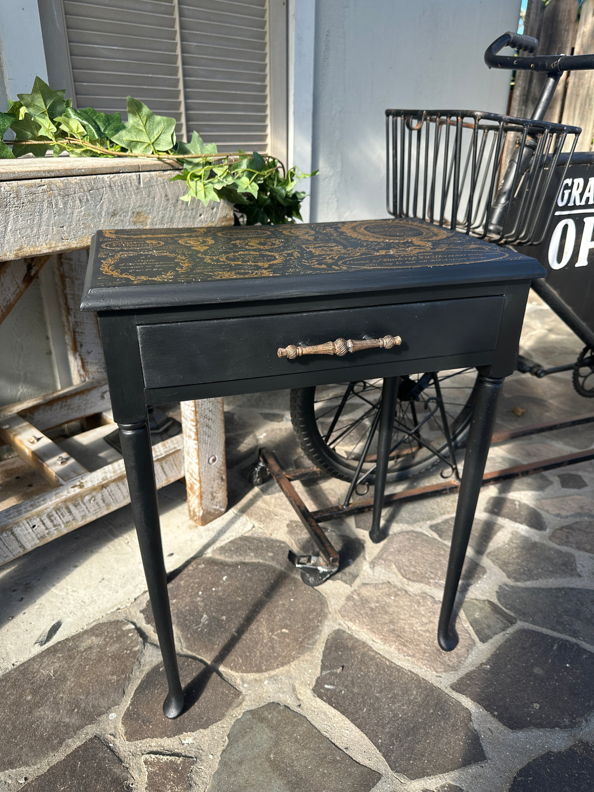 Black & Gold side table