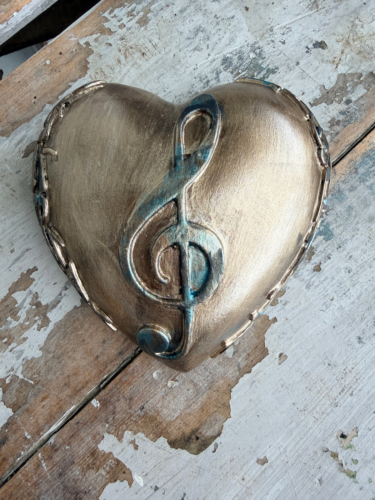 Wall heart Dirty Treble Clef