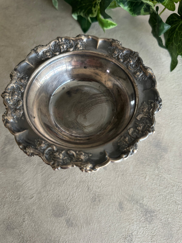 Vintage Silver look Raised pedestal with floral pattern