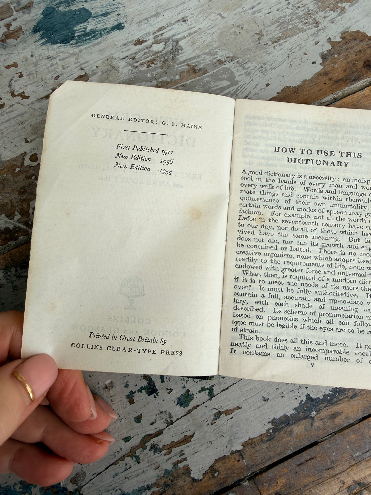 Collins English Gem Dictionary Vintage small Green book