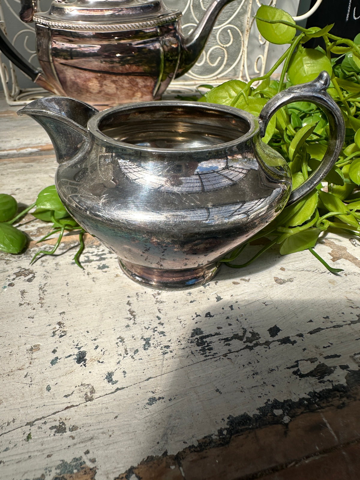 Silver milk jug EPBM English