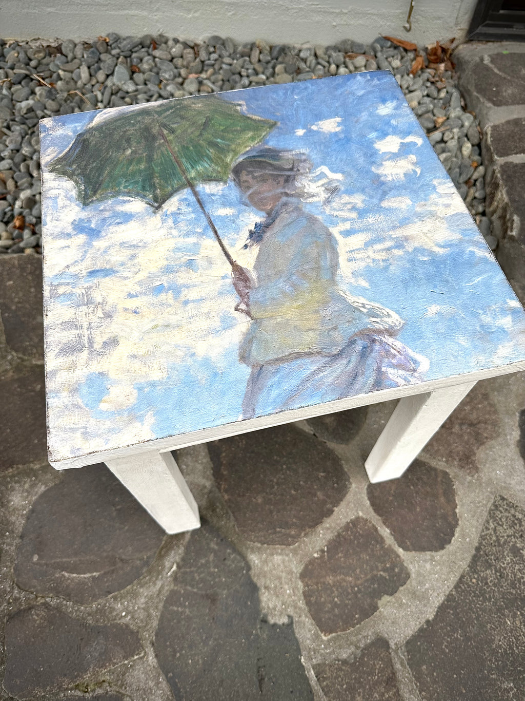 Lady with Parasol small table 