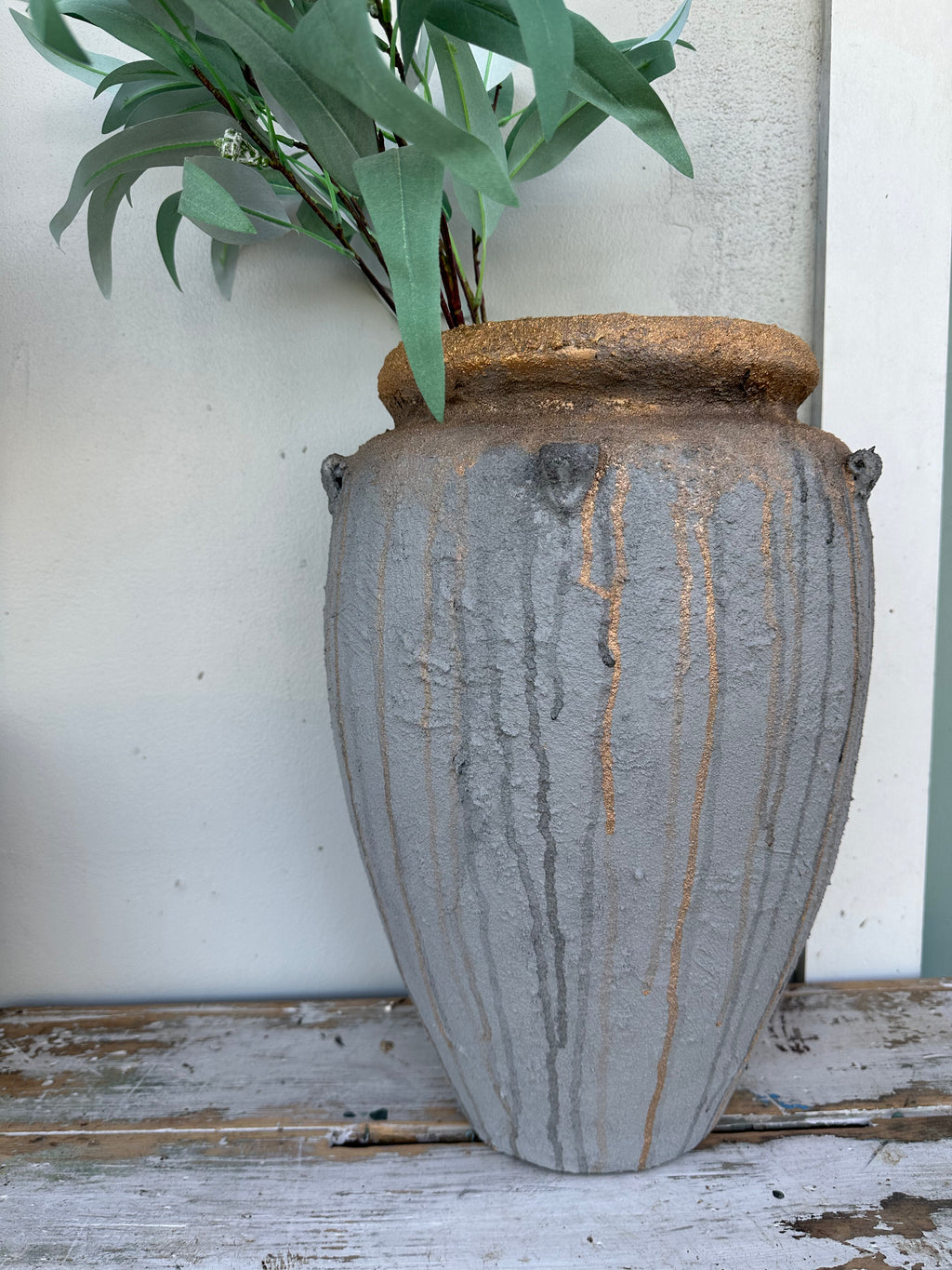 Large Elephant Dust and Bronzed ceramic pot