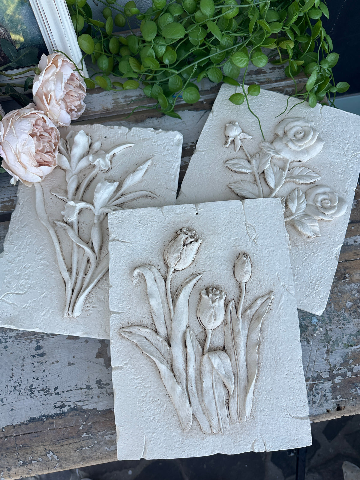 Floral Plaque - 3 to choose from COLLECT ONLY