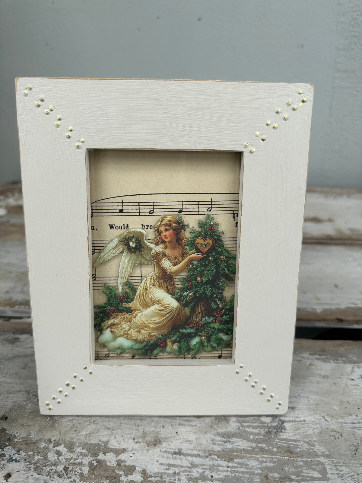 Christmas Angel in Wooden antiqued frame