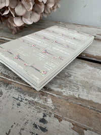 Grey Riser flat with pattern