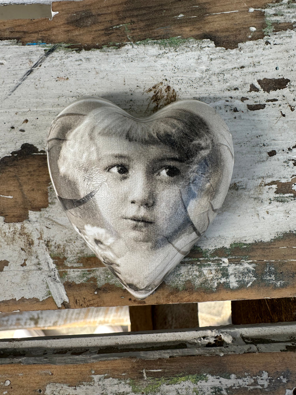 Vintage Girl Heart Mini | Paint Me Vintage