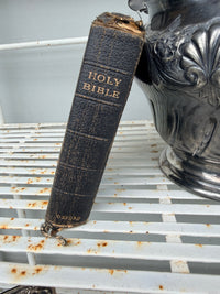 Holy Bible Oxford Vintage Black book
