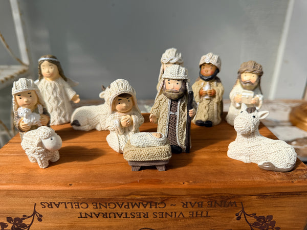 Nativity Set Mini Knitted Neutrals 11 piece