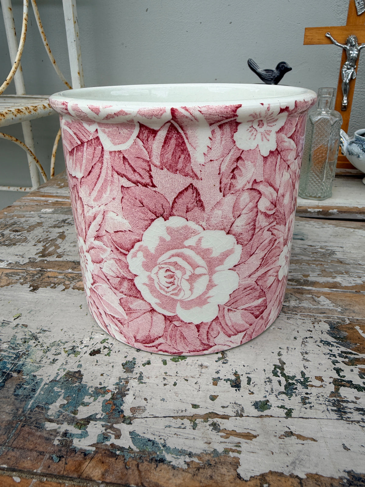 Burleigh Victorian Rose Chintz Planter pot