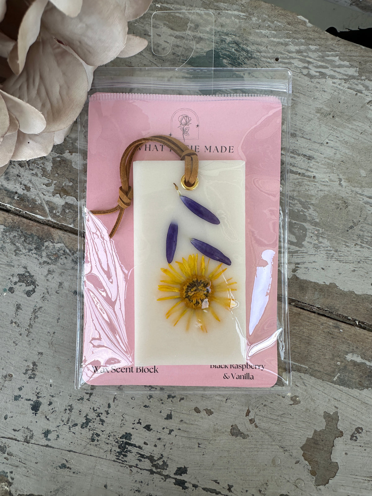 Hanging Wax Scent Block hanging Black Raspberry & Vanilla