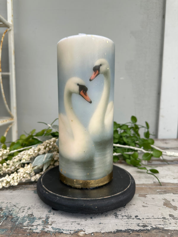 Pair of Swans Candle XL