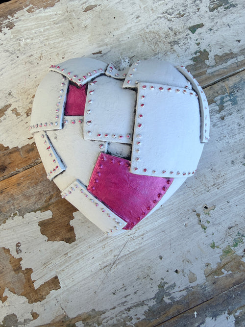 Wall heart Pink metal plates