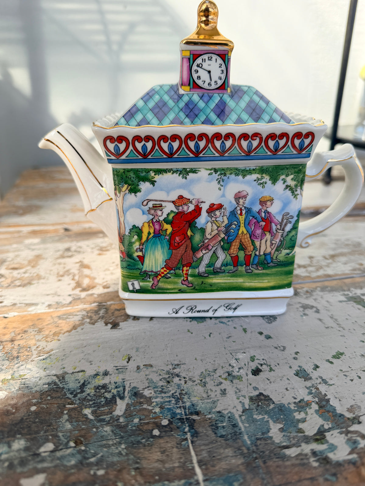A Round of Golf ceramic tea pot & lid