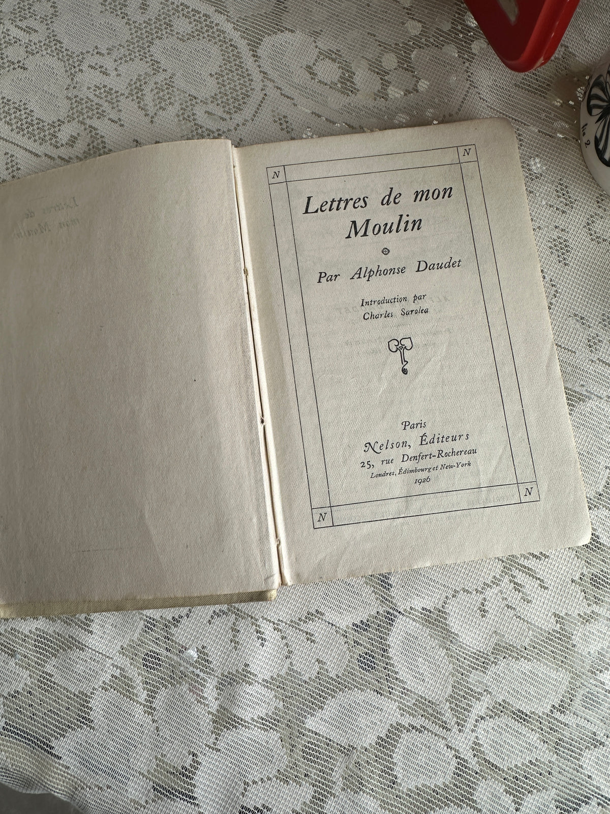 French Lettres de mon Moulin Vintage Book cream small