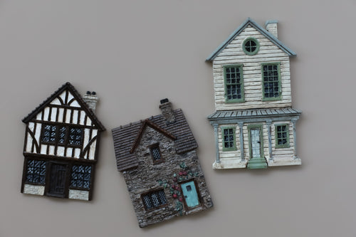 A set of miniature Victorian house templates and roof designs Charlbury Lane IOD Mould