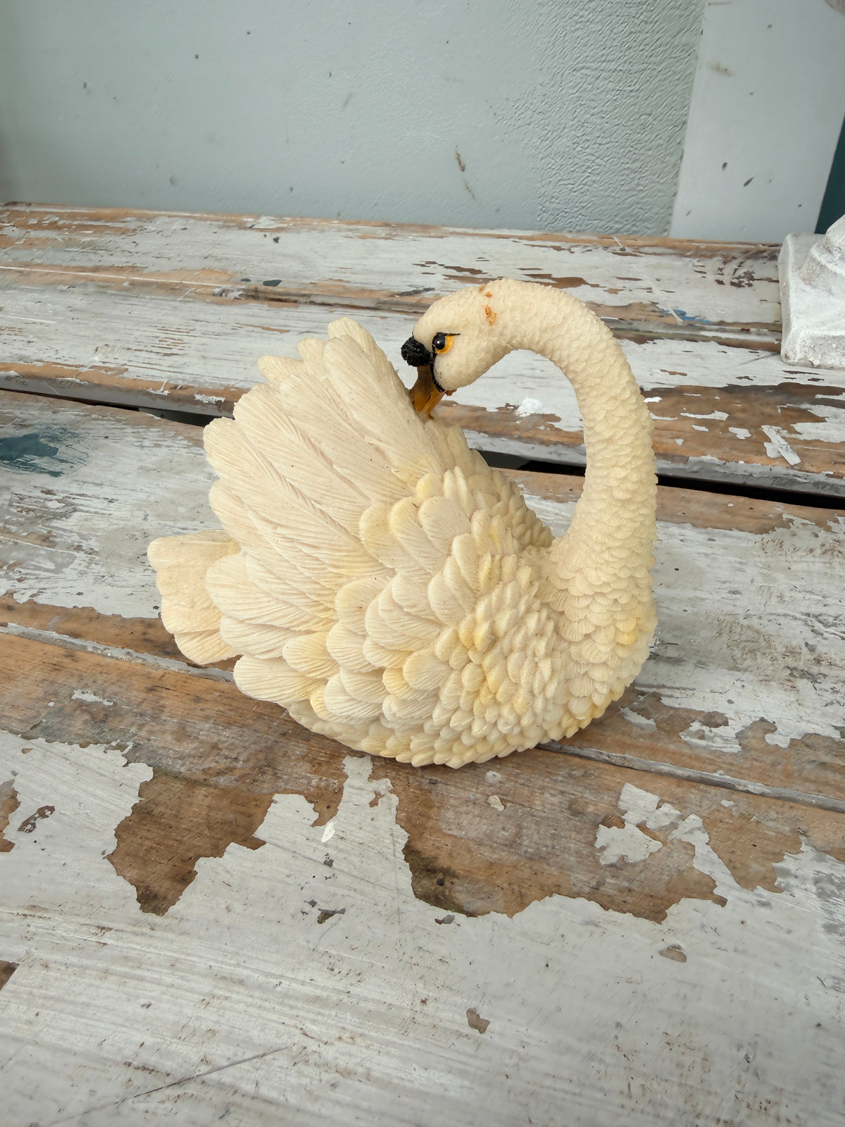 Swan Statue vintage