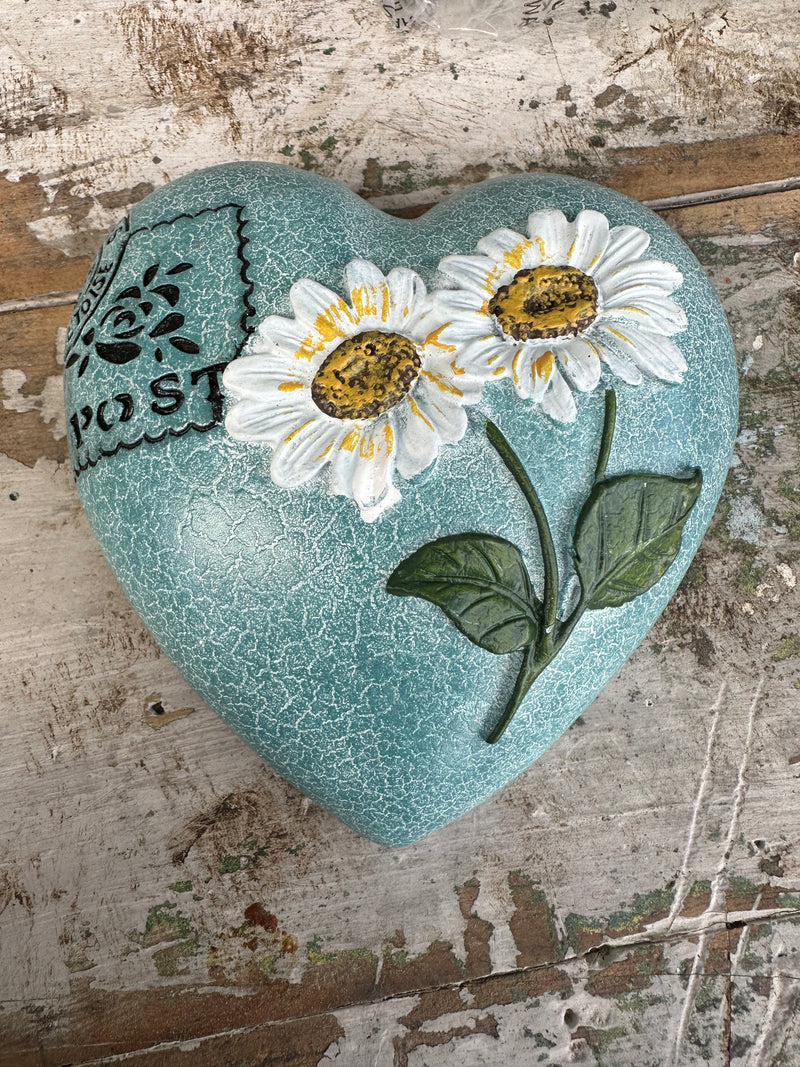Wall heart Daisy | Paint Me Vintage