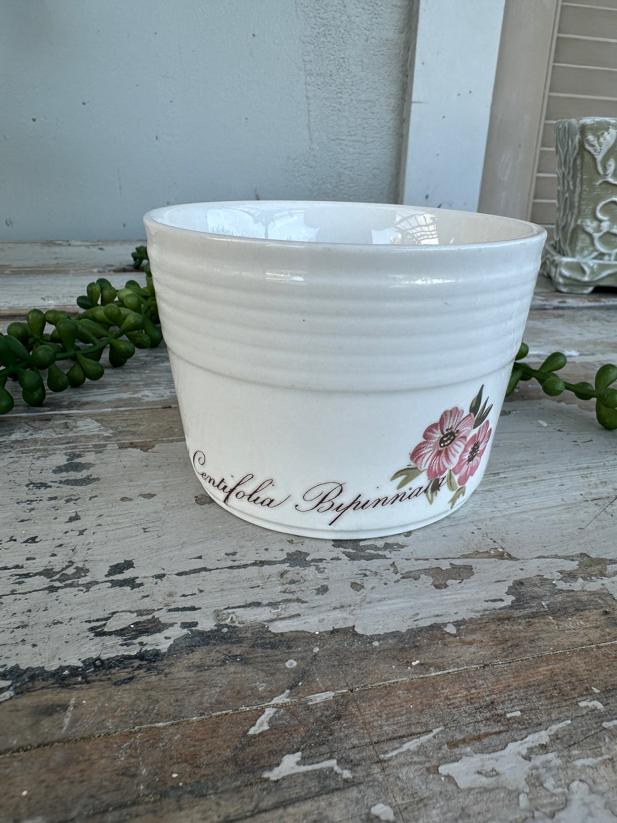 Planter small with floral