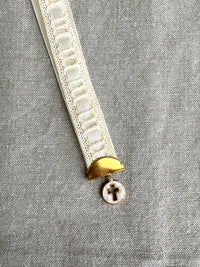 Decor prayer book mark w gold and white cross