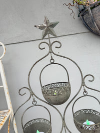 Metal tealight swinging Candelabra