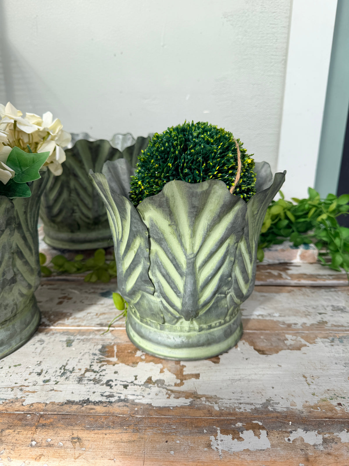  galvanised metal leaf planters 