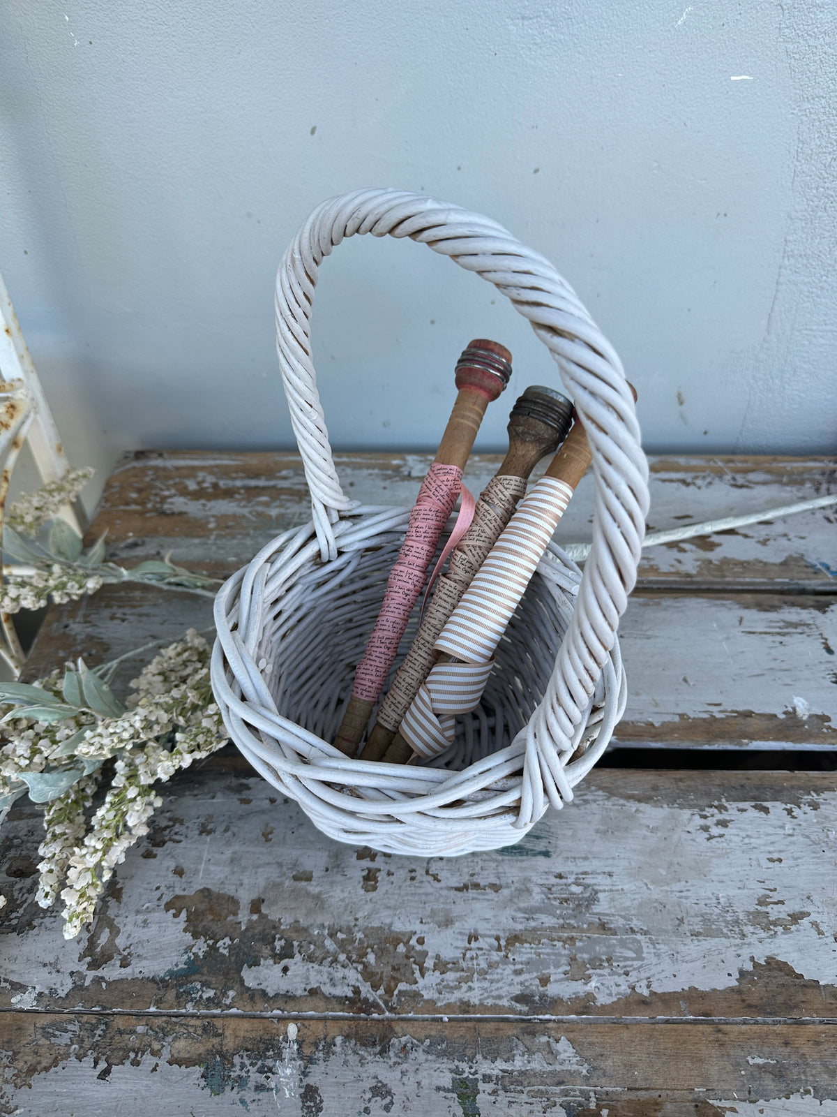 Grey wash small basket with handle
