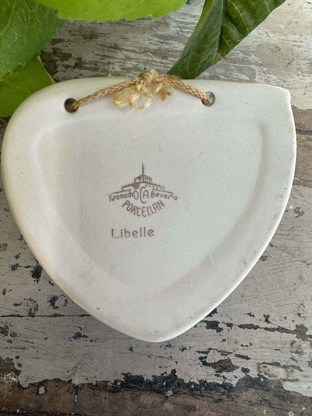 Bavarian porcelain hanging wall pocket