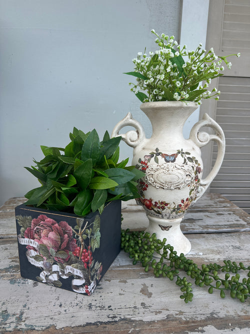 Ceramic Aged Clementine Urn