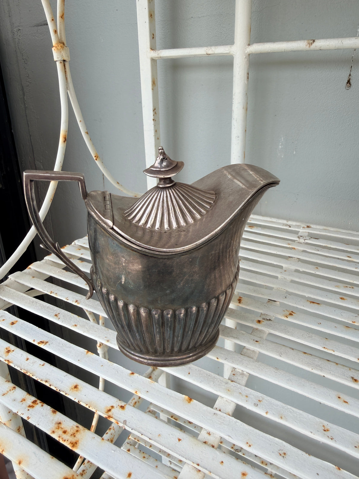 Silverware short milk pot fluted