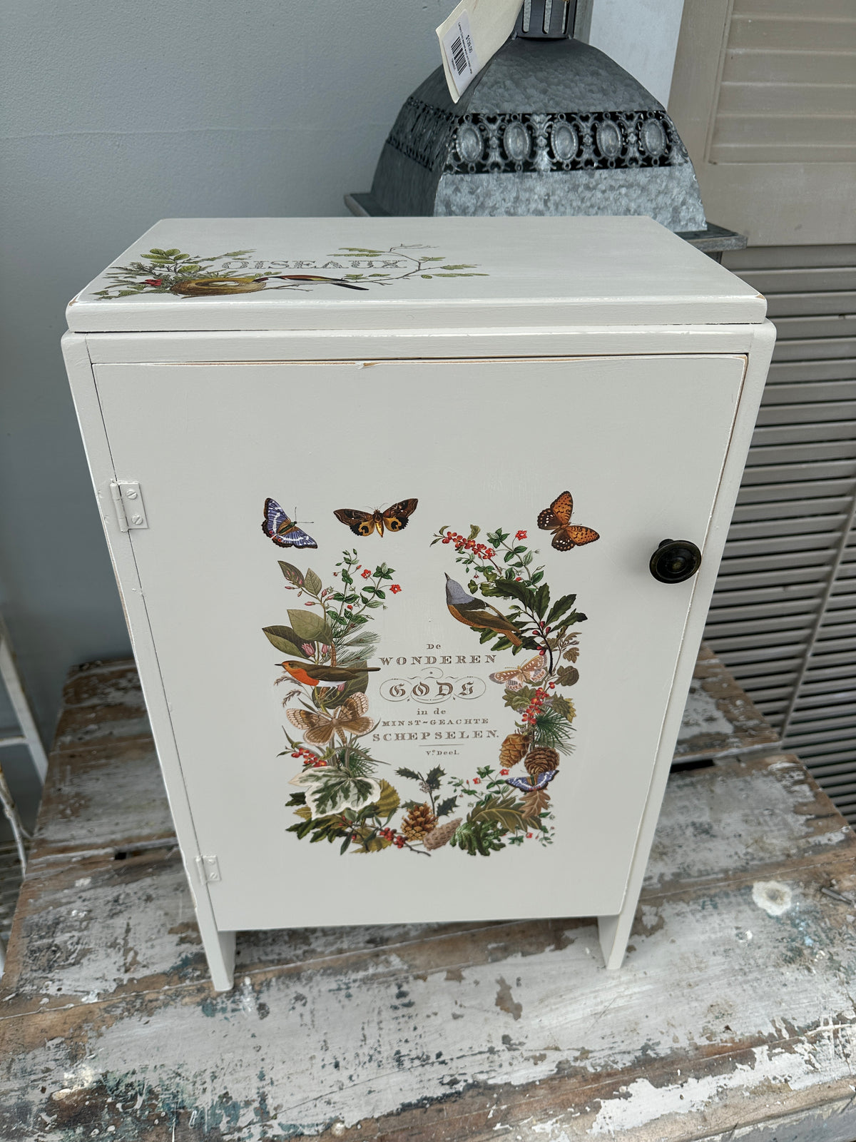Botanical Keepsake Treasures Cabinet