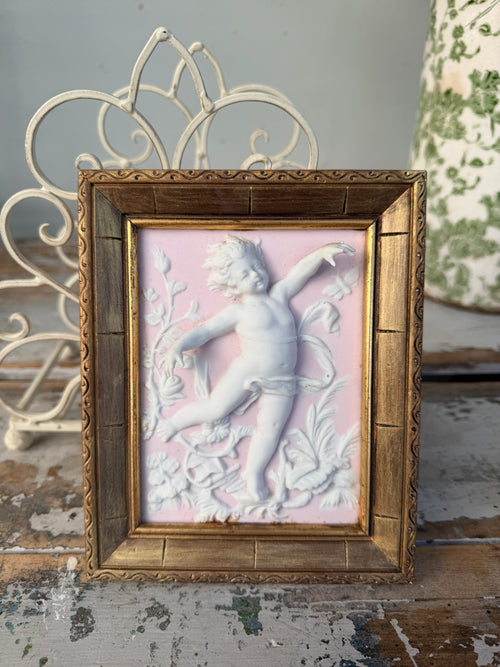 Cherub 3D ceramic plate framed vintage picture