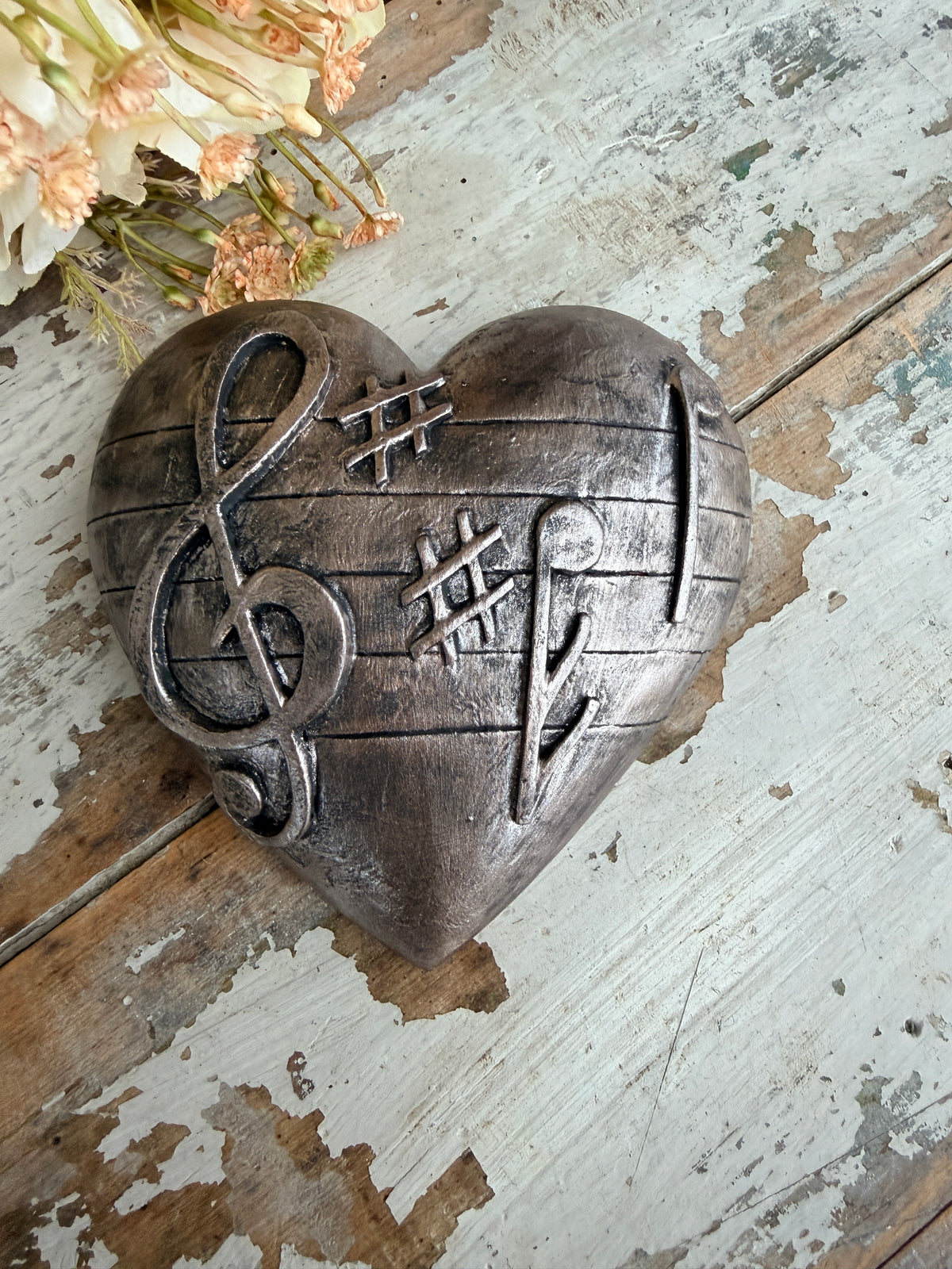 Wall heart Music Blush