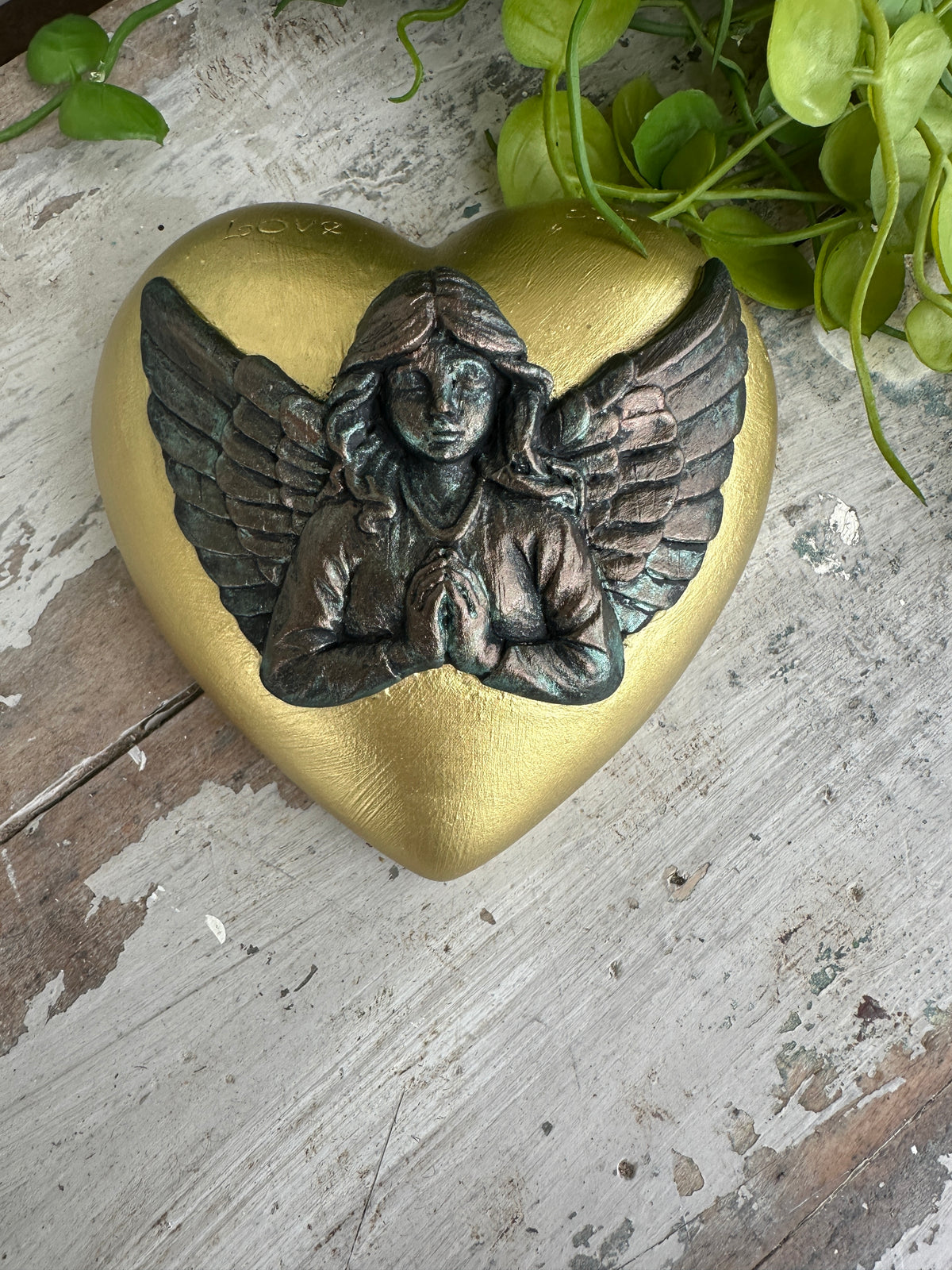 Wall heart Golden Angel