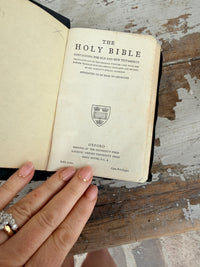 Holy Bible Oxford Vintage Black book