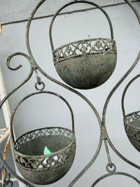 Metal tealight swinging Candelabra