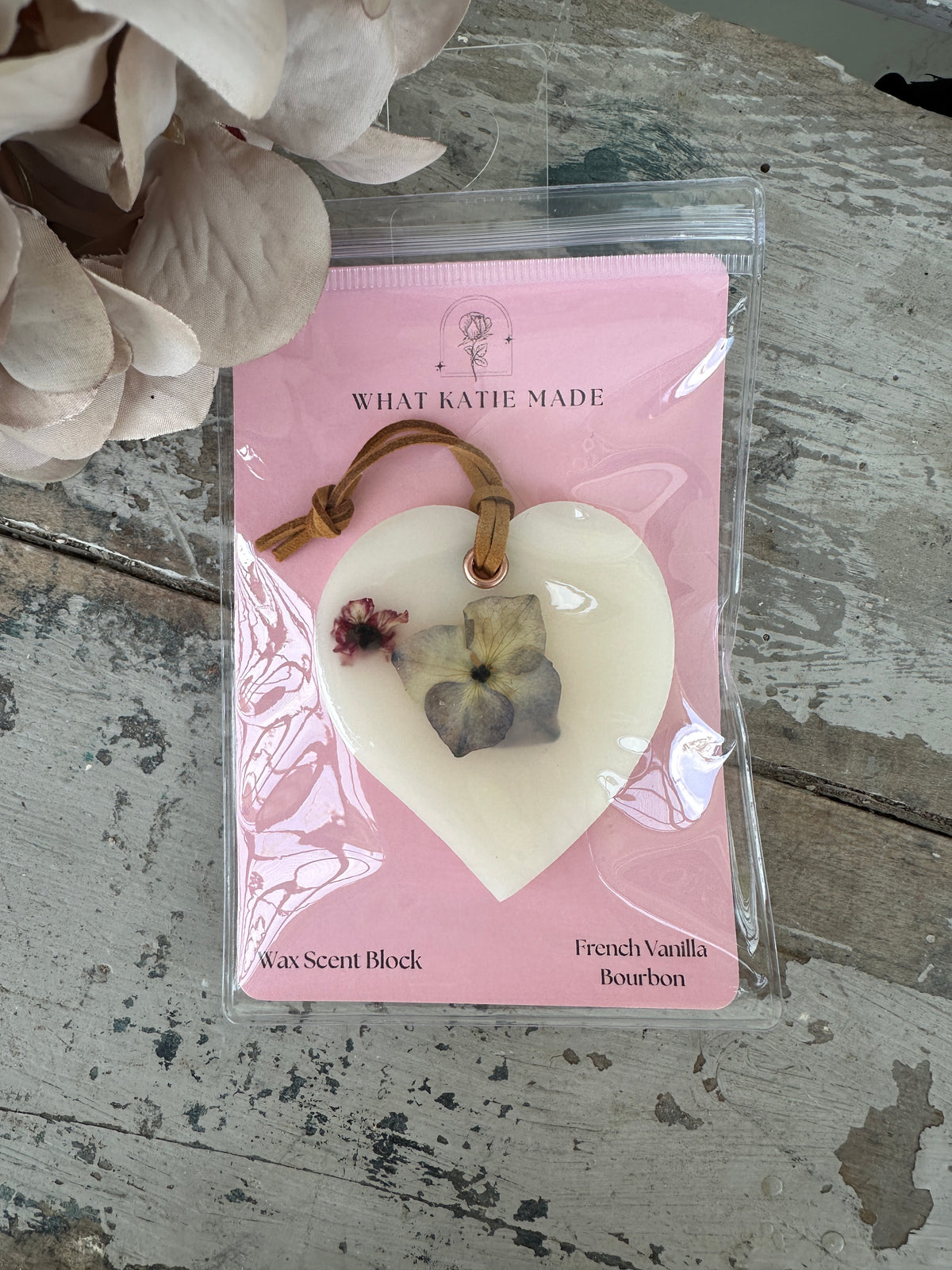 Hanging Wax Scent Block hanging French Vanilla Bourbon