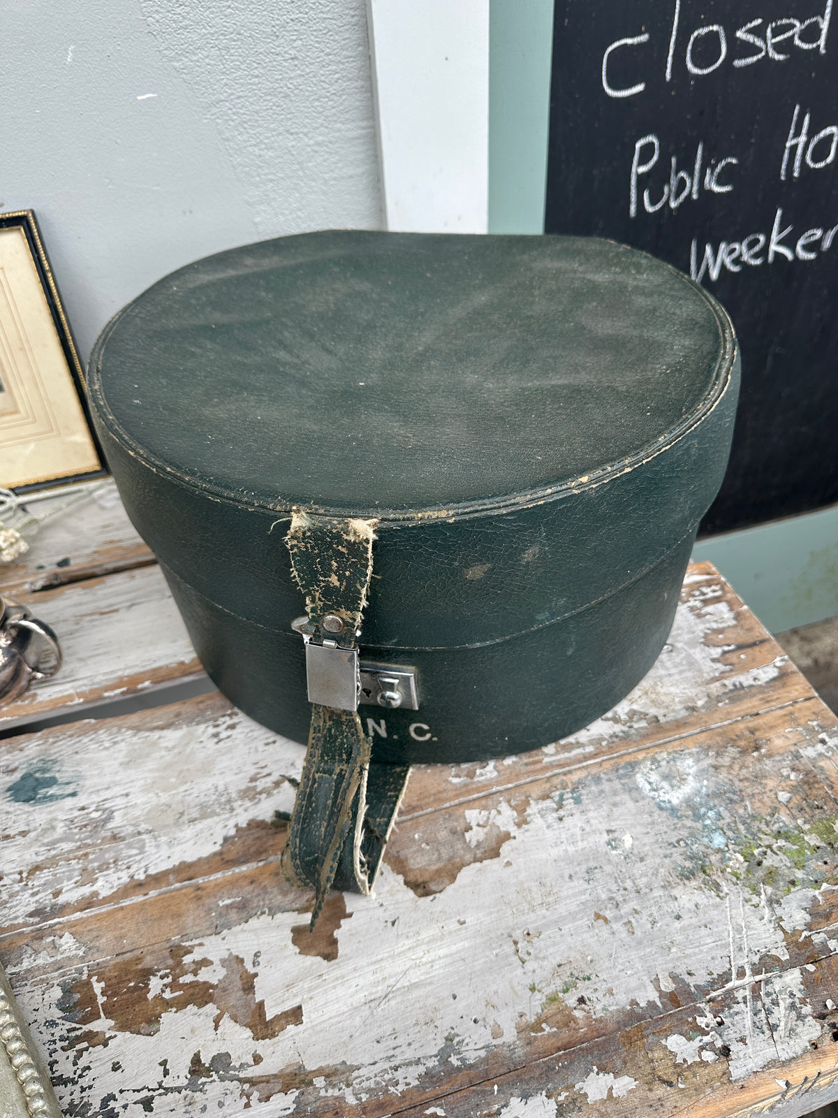 Hat Box Vintage green