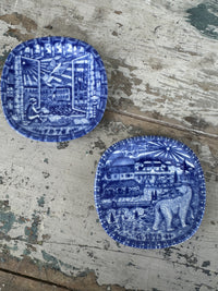 Blue & White mini plates hanging set of two by Gunnar Nylund