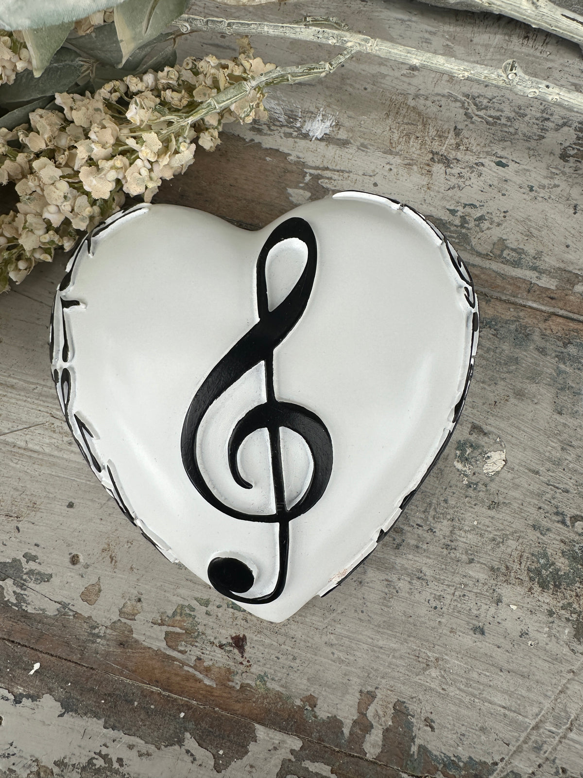 Wall heart Treble Clef