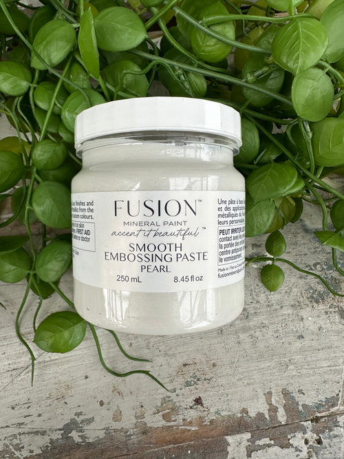 Fusion Smooth Embossing Paste Pearl